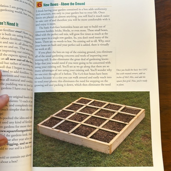 All New Square Foot Gardening. Grow More in Less Space! 7 x 10 inches - Picture 5 of 12